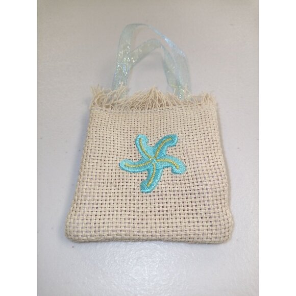 American Girl Doll Kailey Surf Set and Book - Picture 11 of 16